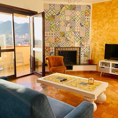 Donna Filomena Casa Vacanza Park Bougainville Σαλέρνο Εξωτερικό φωτογραφία