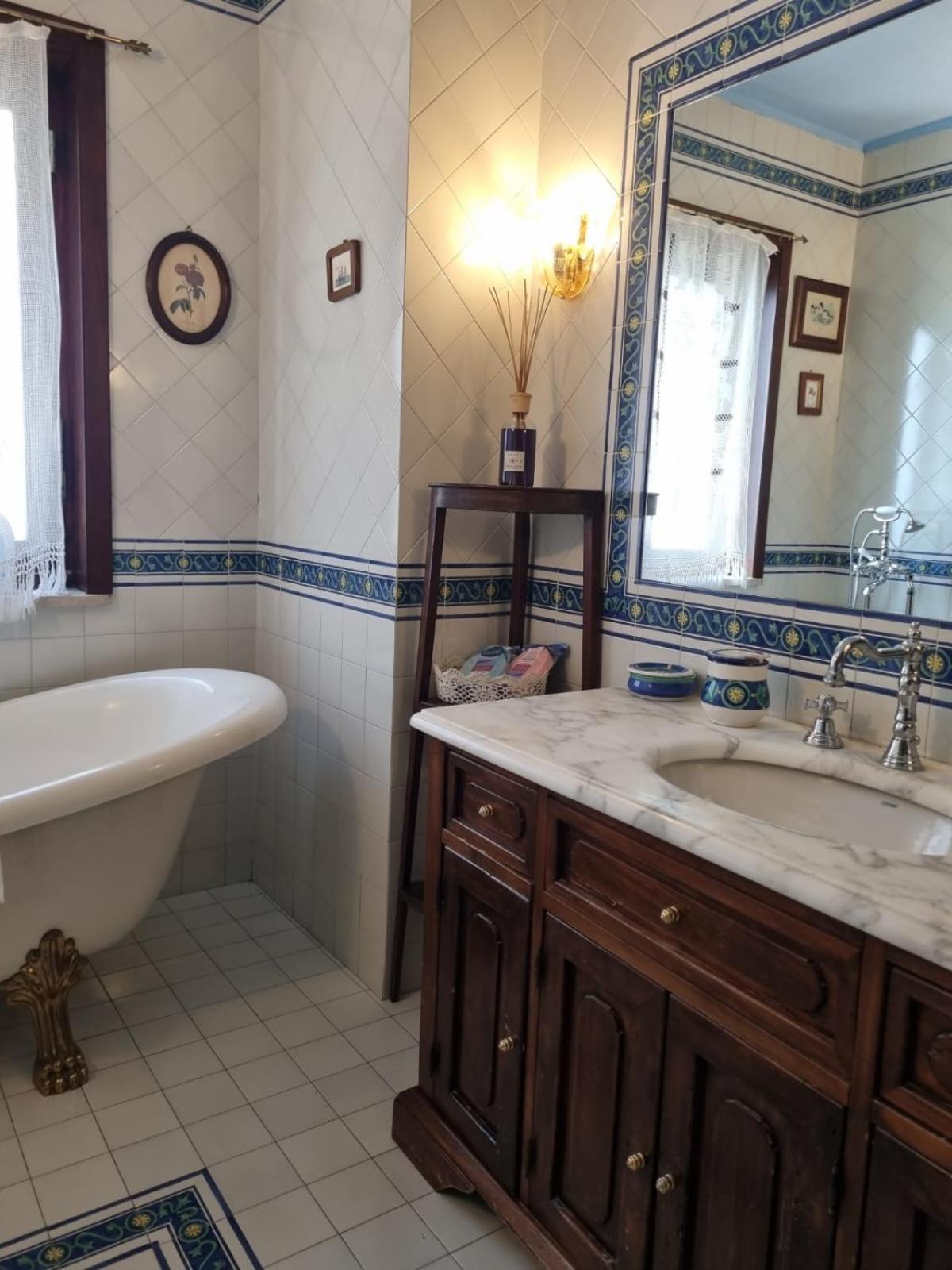 Donna Filomena Casa Vacanza Park Bougainville Σαλέρνο Εξωτερικό φωτογραφία